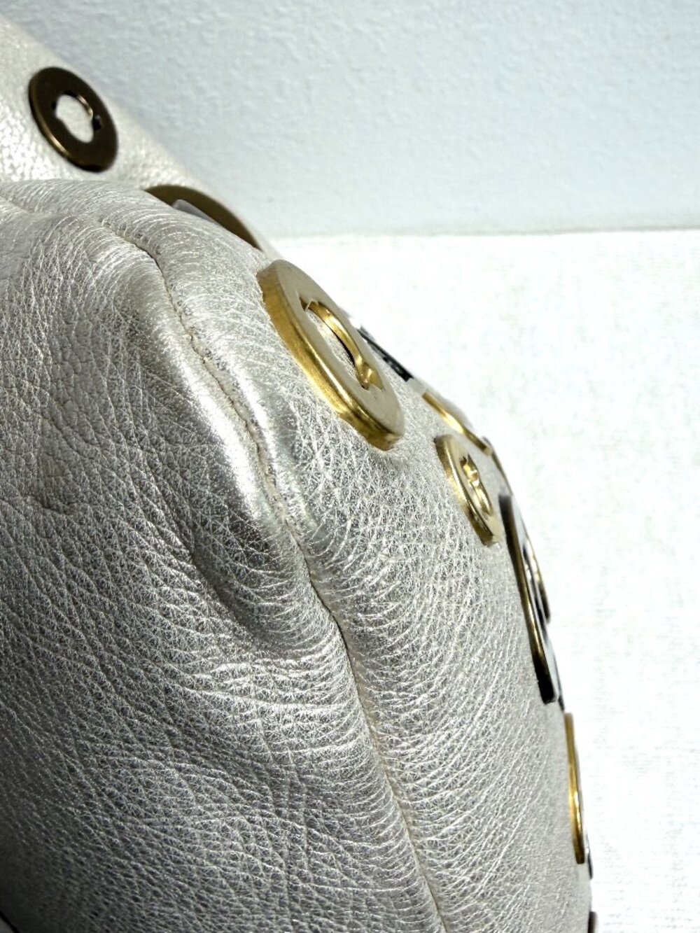 Rare Coach Resort Turnlock Tote style 11538 from 2007, metallic gold leather EUC - Picture 8 of 16